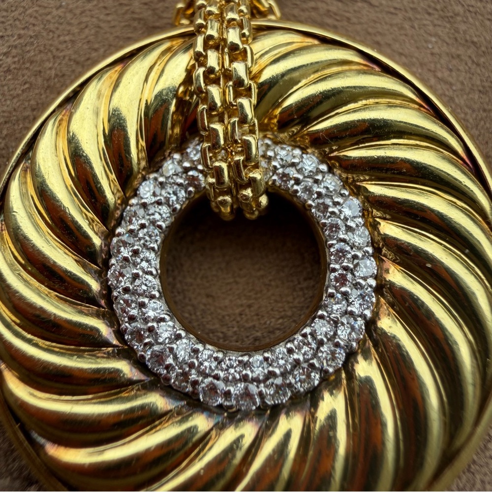 ❤️ David Yurman 18K Yellow Gold Diamond Thoroughbred Pendant Necklace - Picture 4 of 9